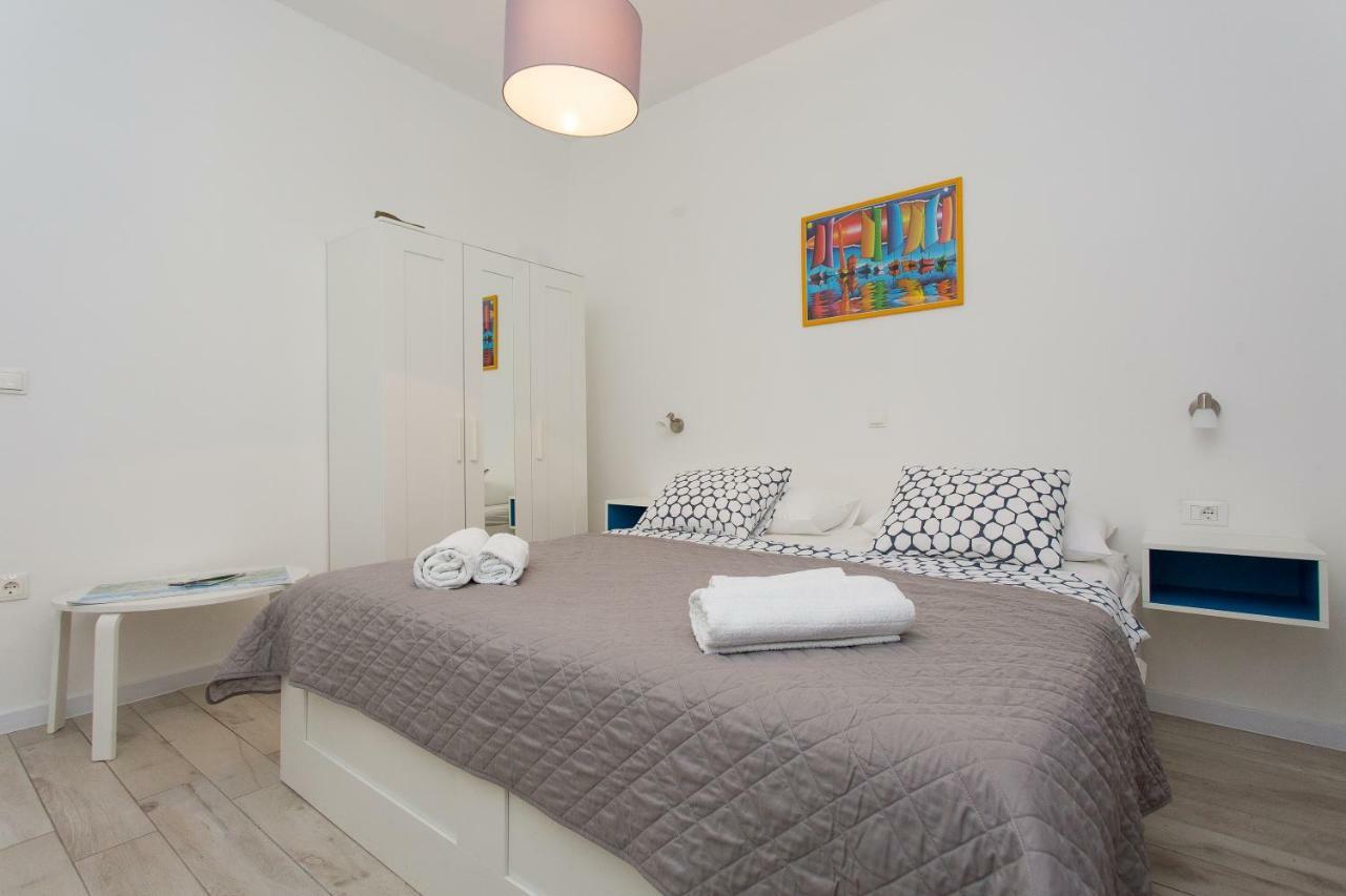 Apartments Pinery Makarska Esterno foto