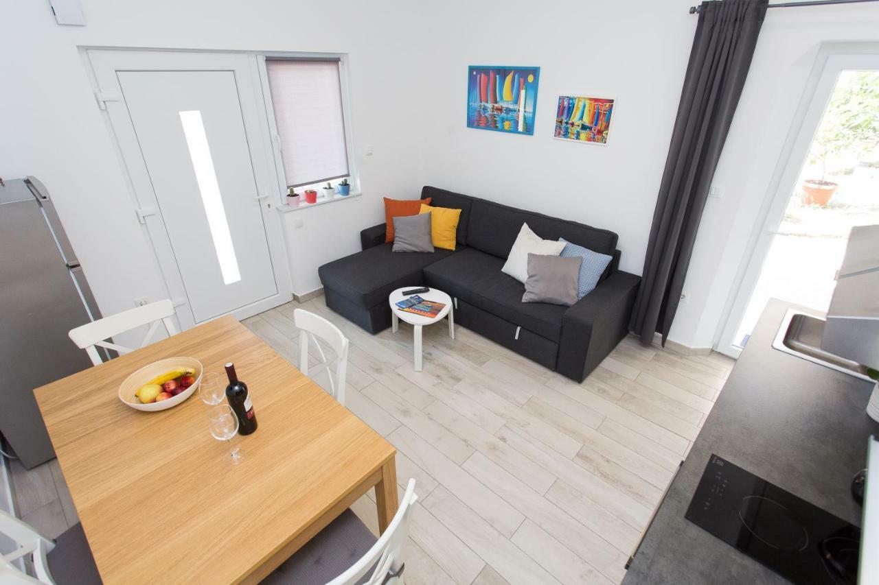 Apartments Pinery Makarska Esterno foto