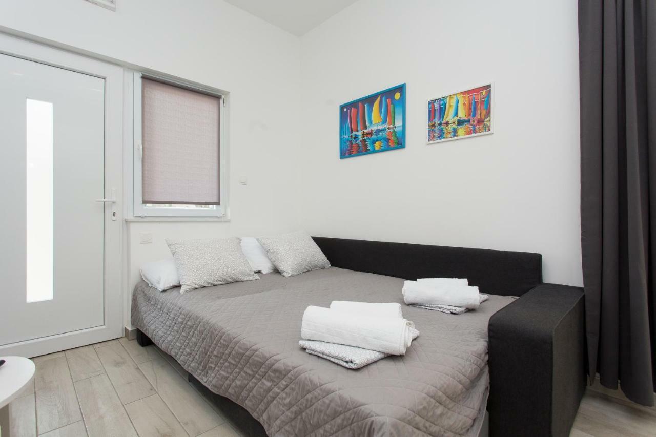 Apartments Pinery Makarska Esterno foto