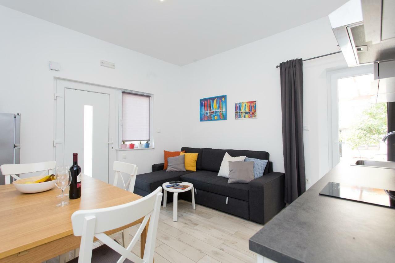 Apartments Pinery Makarska Esterno foto