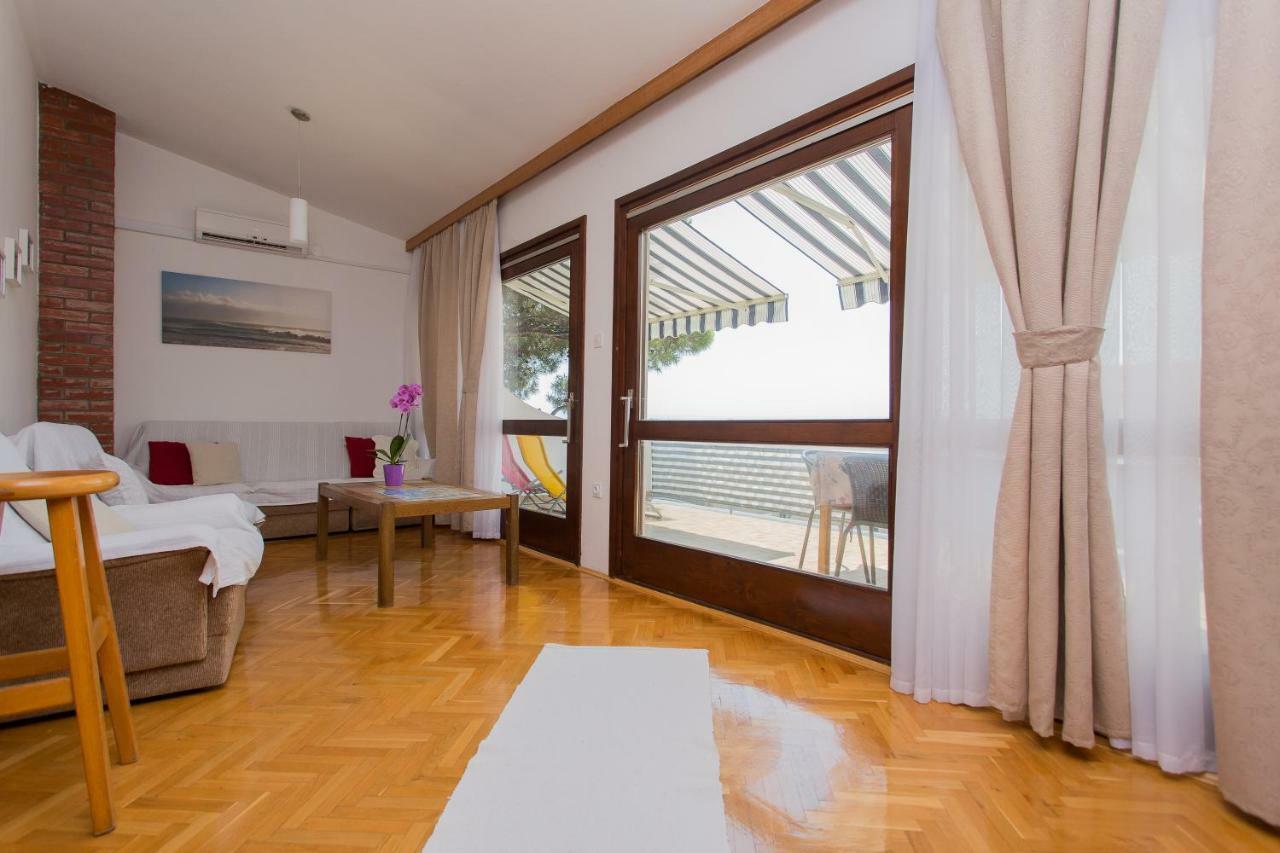 Apartments Pinery Makarska Esterno foto